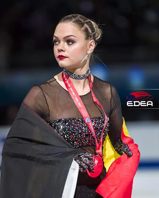 Ice Gallery Skates U.S.